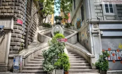 Karaköy Kamondo Merdivenleri